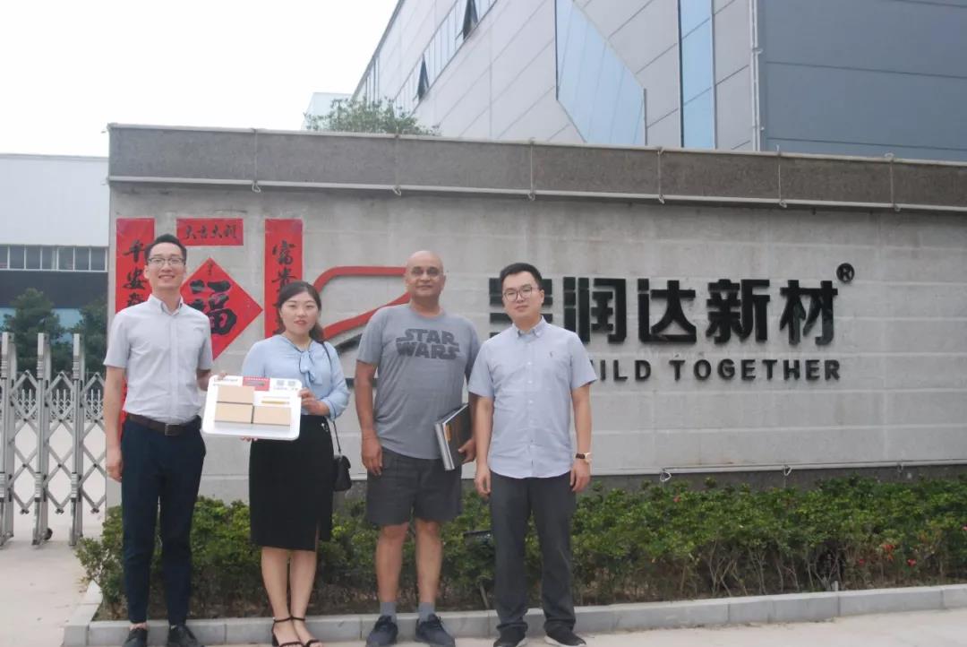 再拓海外版圖，美國Rocky先生來訪寶潤達洽談一體板項目
